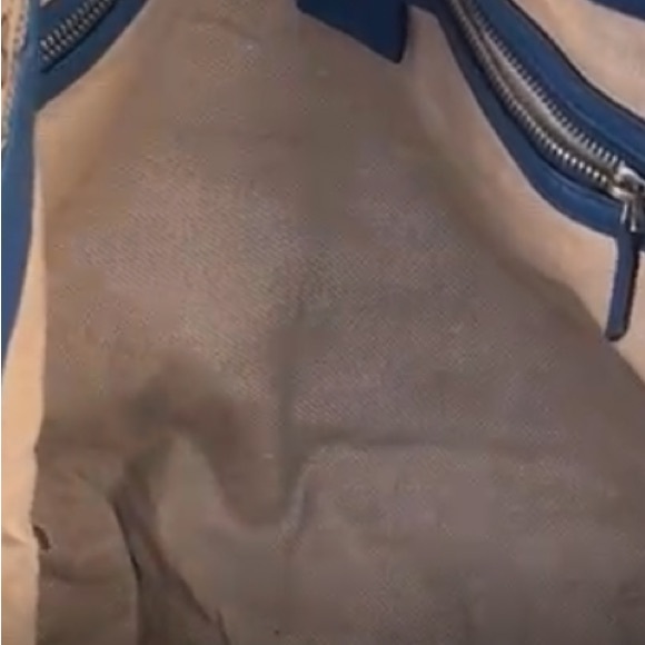 RARE GUCCI TOTE - Picture 10 of 16